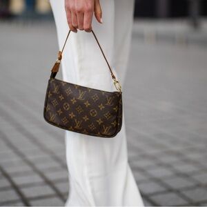Louis Vuitton Monogram Pouchette Assessories